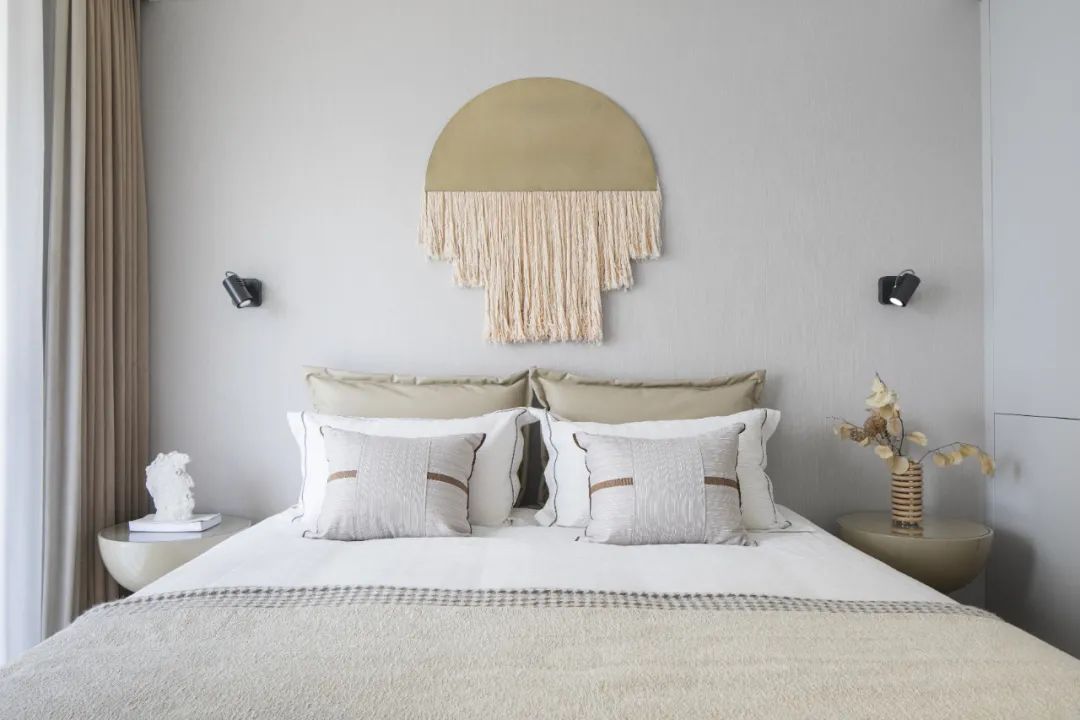 現(xiàn)代簡約風(fēng)格室內(nèi)設(shè)計(jì)家裝案例-次臥 現(xiàn)代簡約風(fēng)格室內(nèi)設(shè)計(jì)家裝案例-次臥