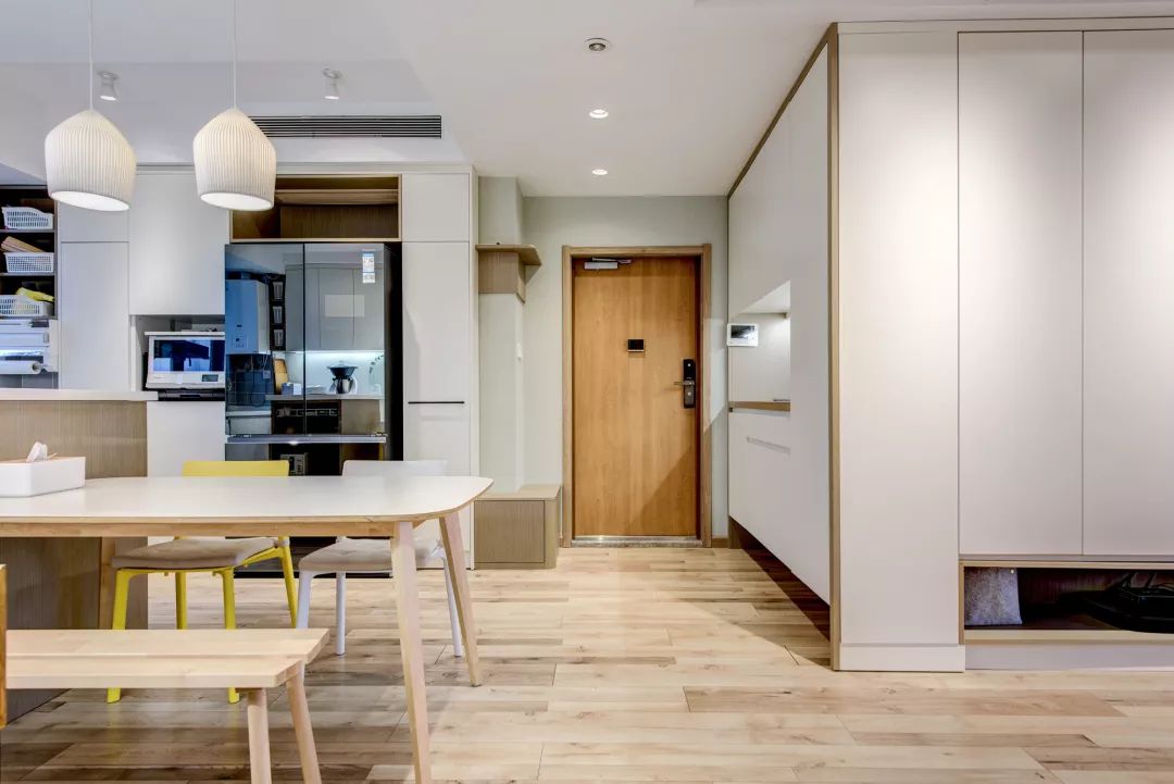 裝修案例北歐風(fēng)格室內(nèi)裝修效果圖-玄關(guān) 裝修案例北歐風(fēng)格室內(nèi)裝修效果圖-玄關(guān)