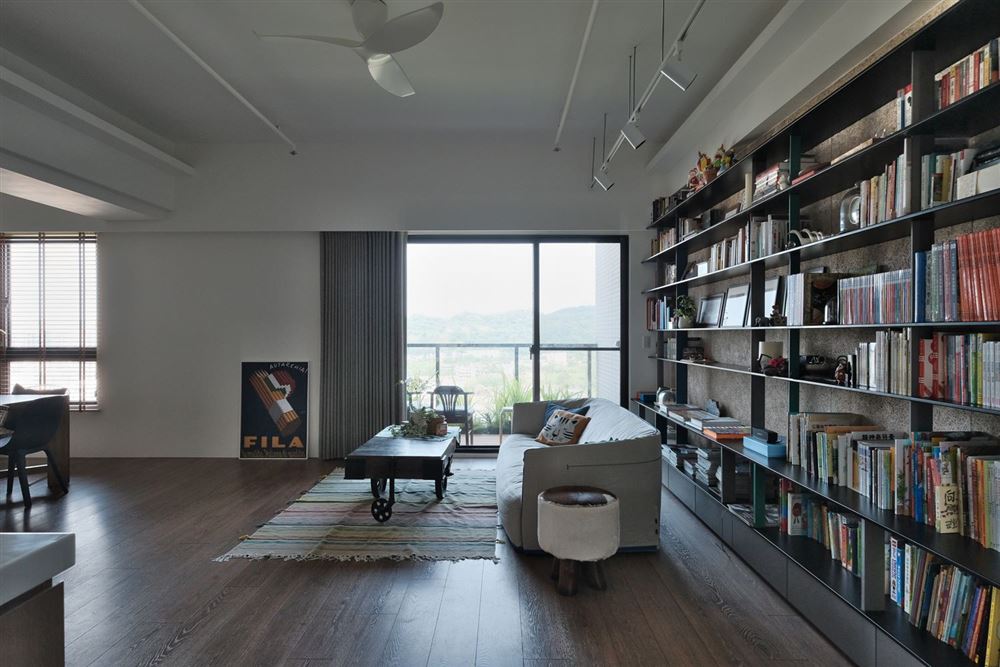 佛山市方直·瓏湖灣現代簡約風格三居室裝修案例