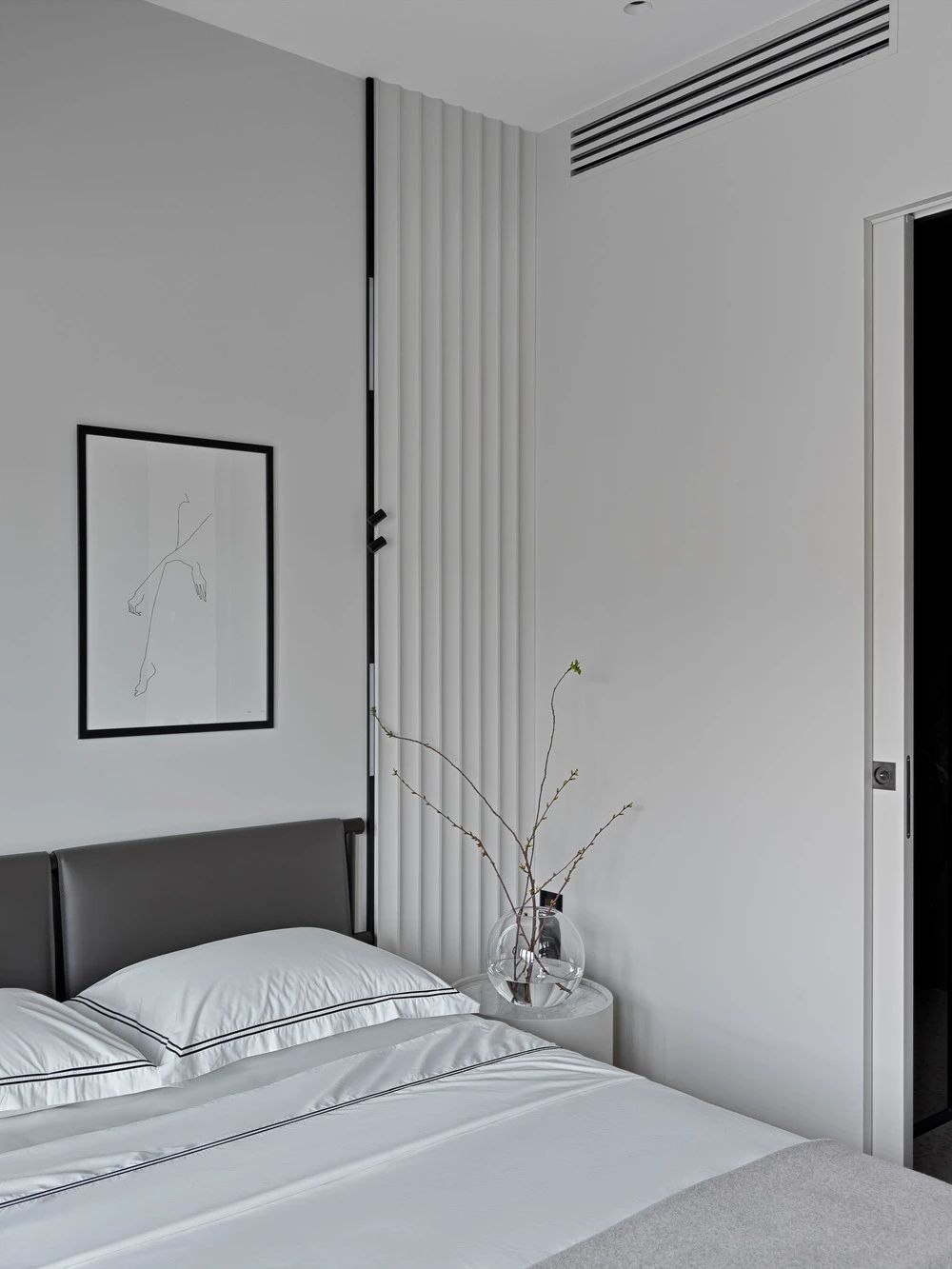 現(xiàn)代簡(jiǎn)約風(fēng)格家裝設(shè)計(jì)室內(nèi)裝修效果圖-臥室 現(xiàn)代簡(jiǎn)約風(fēng)格家裝設(shè)計(jì)室內(nèi)裝修效果圖-臥室