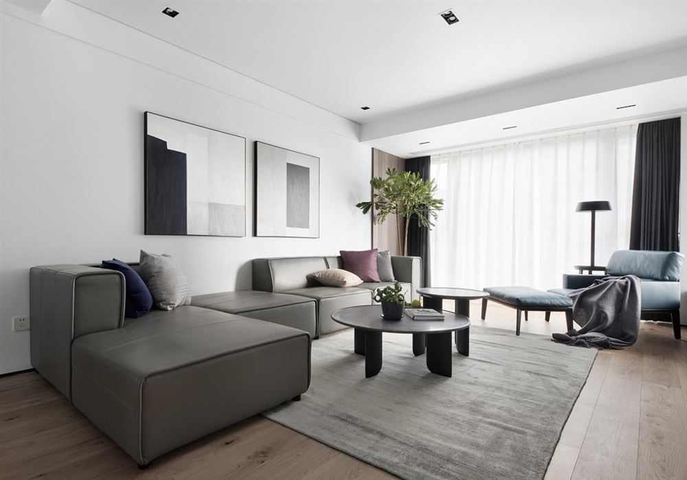 江門市春曉園現(xiàn)代簡約風格三居室裝修案例