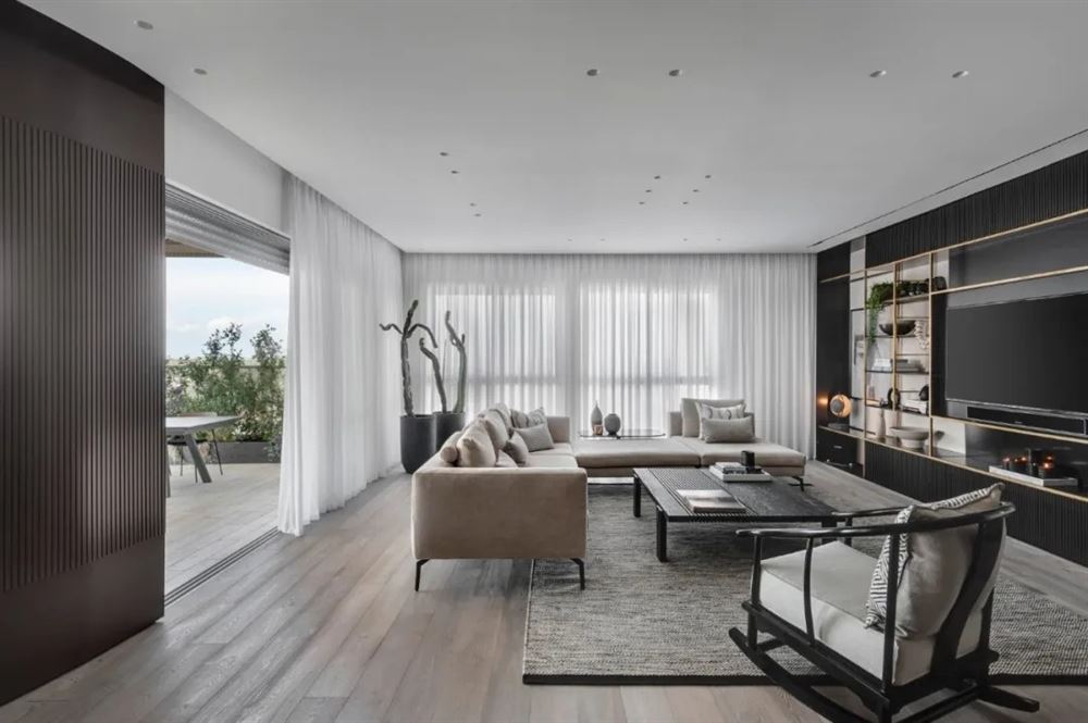 廣州市合生中央城輕奢風格四居室裝修案例