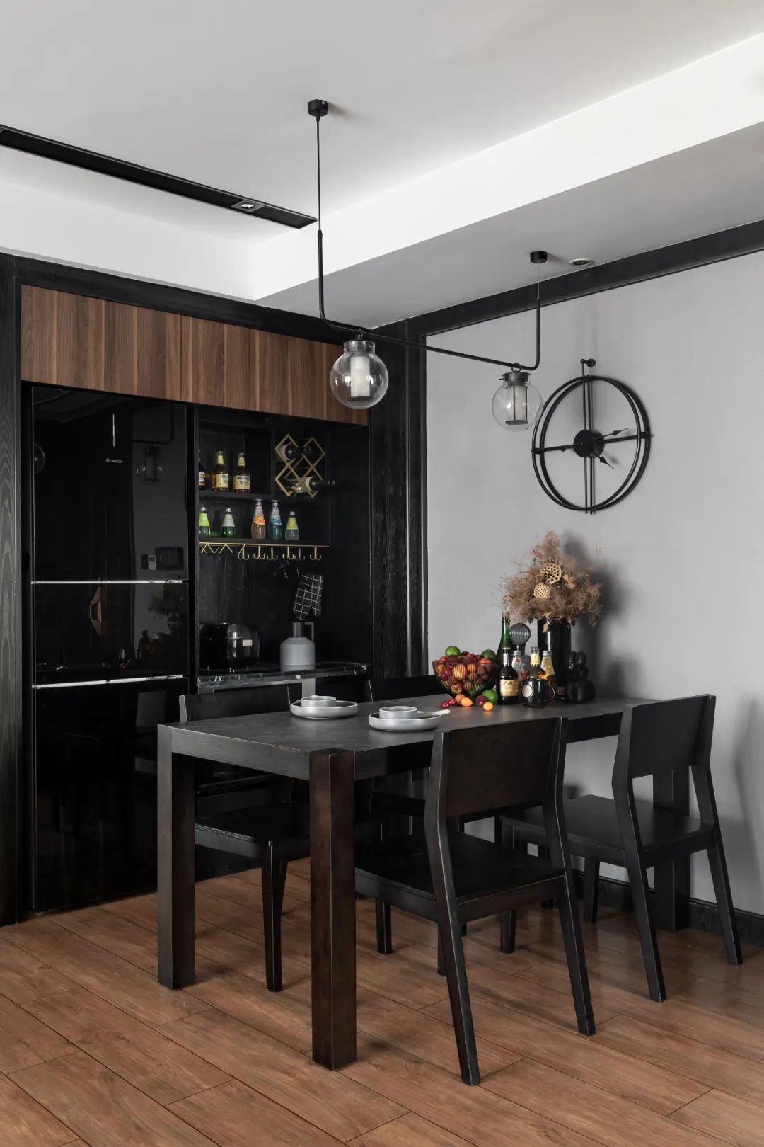 現代復古混搭風格室內設計家裝案例-餐廳 現代復古混搭風格室內設計家裝案例-餐廳