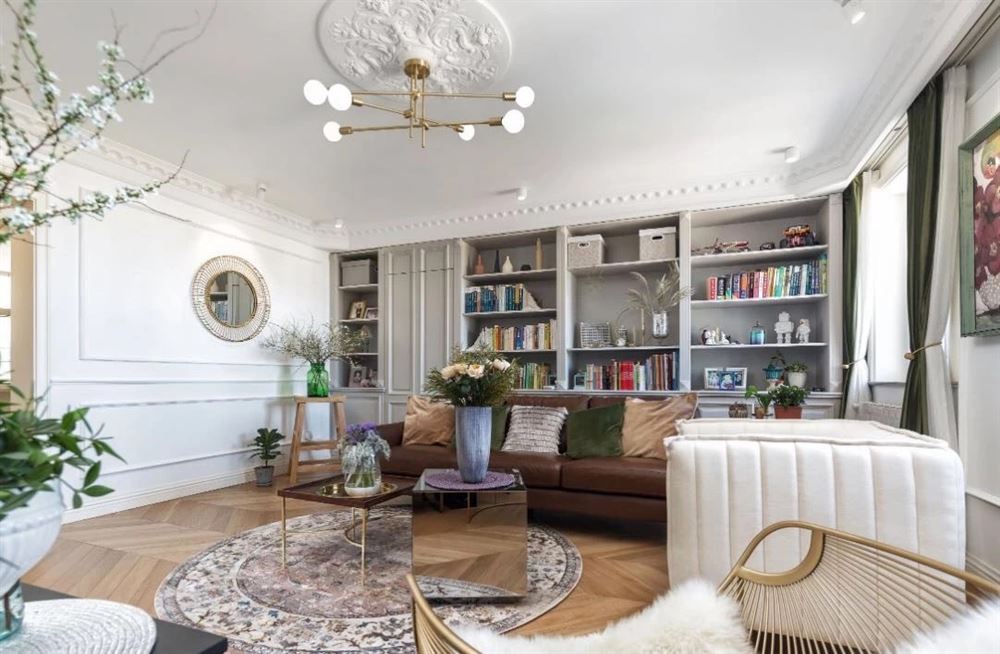 江門市東興大道住宅樓歐式風格三居室裝修案例