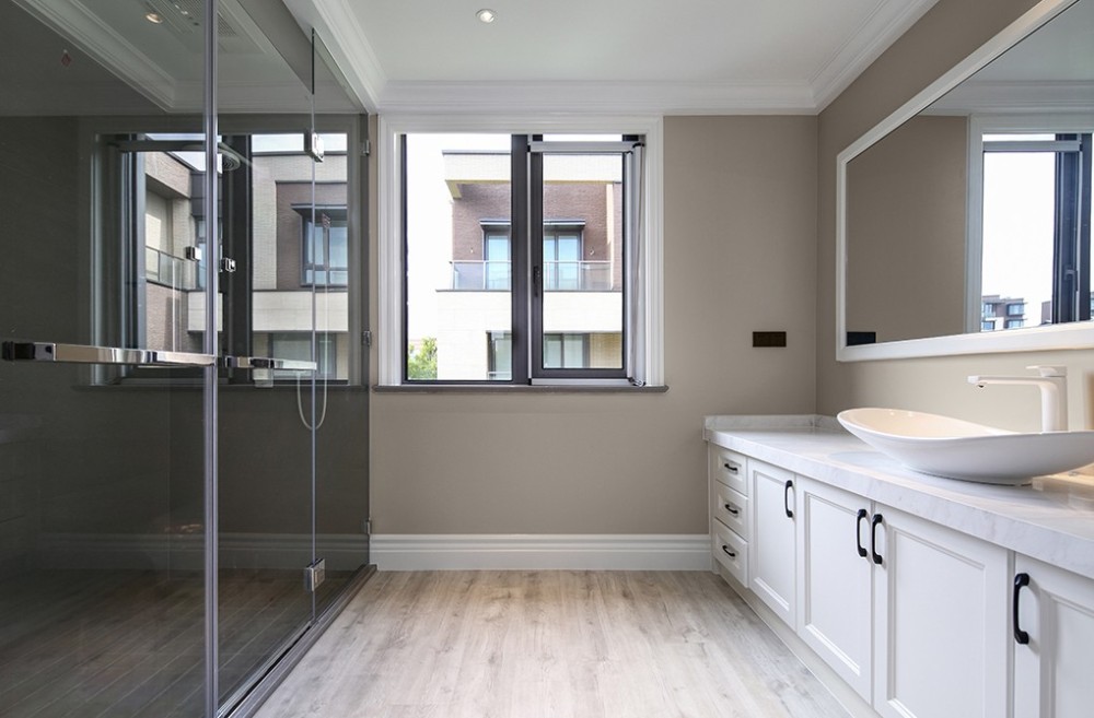 現(xiàn)代美式風(fēng)格別墅家裝案例效果圖-衛(wèi)生間 現(xiàn)代美式風(fēng)格別墅家裝案例效果圖-衛(wèi)生間