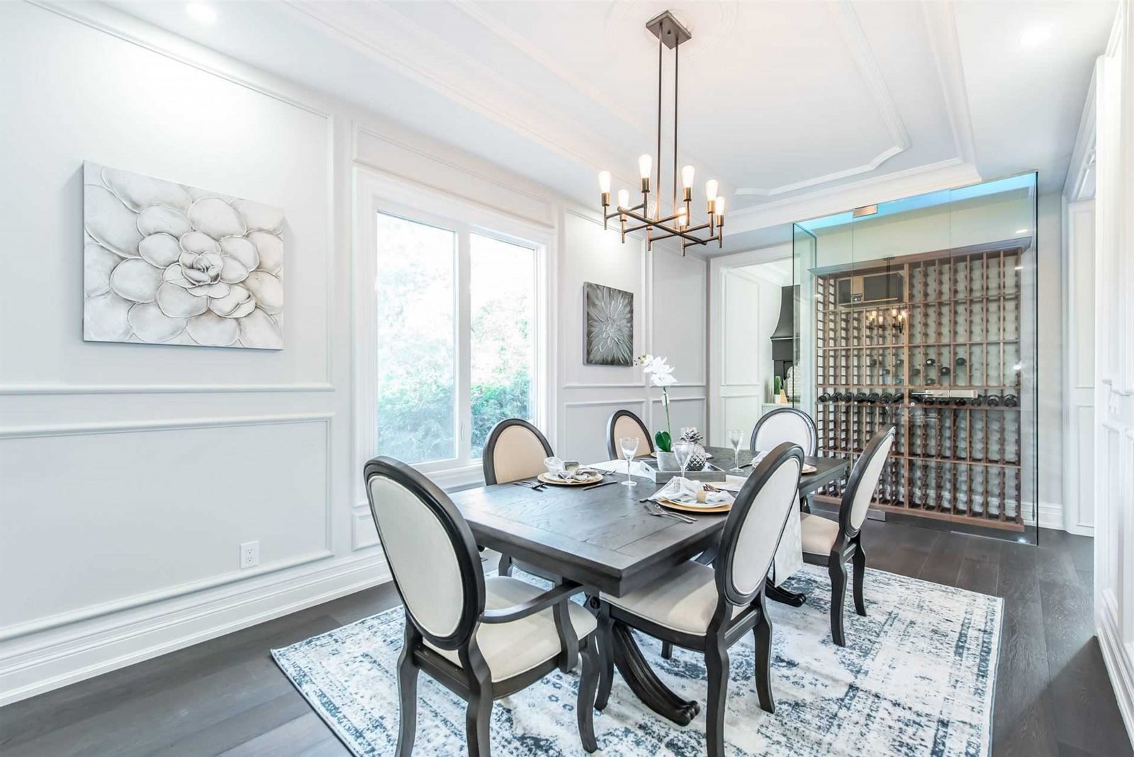 歐式簡約風(fēng)格家裝設(shè)計(jì)別墅裝修效果圖-餐廳 歐式簡約風(fēng)格家裝設(shè)計(jì)別墅裝修效果圖-餐廳