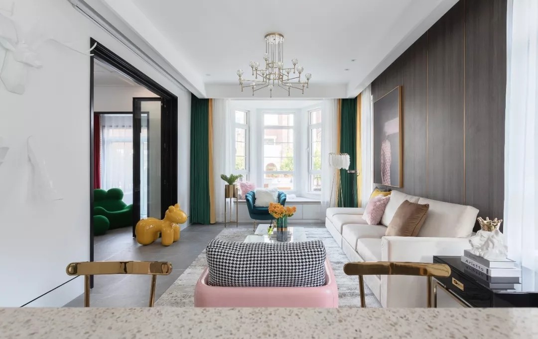 裝修公司輕奢風(fēng)格別墅裝修效果圖-客廳 裝修公司輕奢風(fēng)格別墅裝修效果圖-客廳