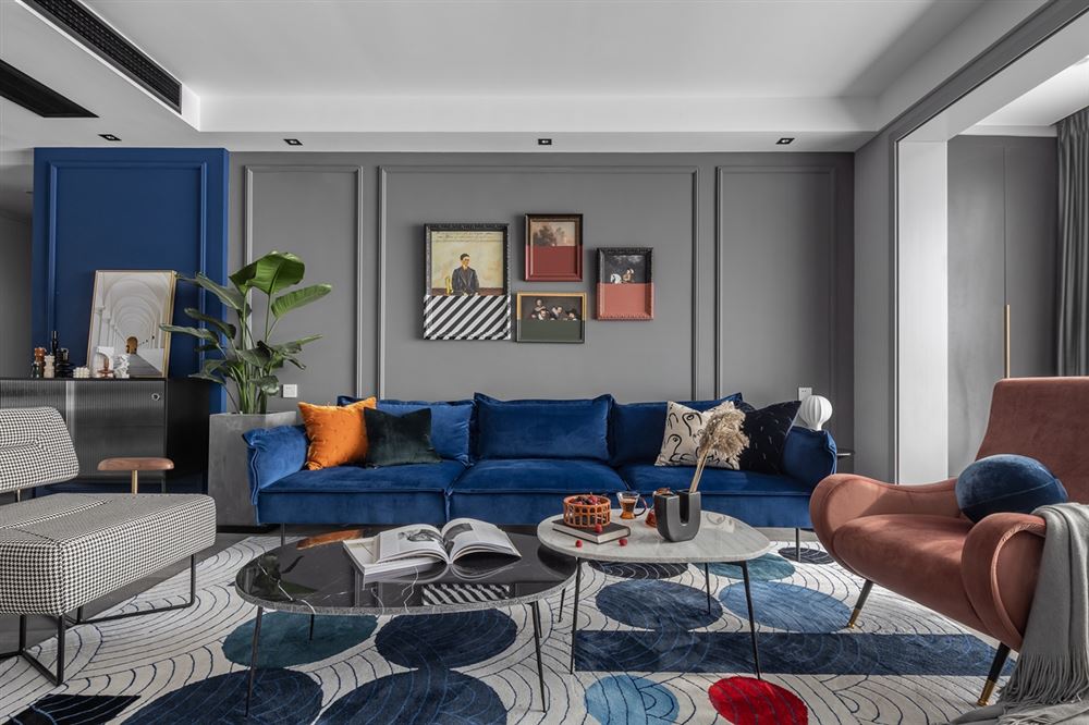 佛山市龍光天宸輕奢風格三居室裝修案例