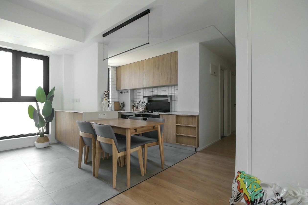 現代簡約原木風格室內家裝案例效果圖-廚餐廳 現代簡約原木風格室內家裝案例效果圖-廚餐廳