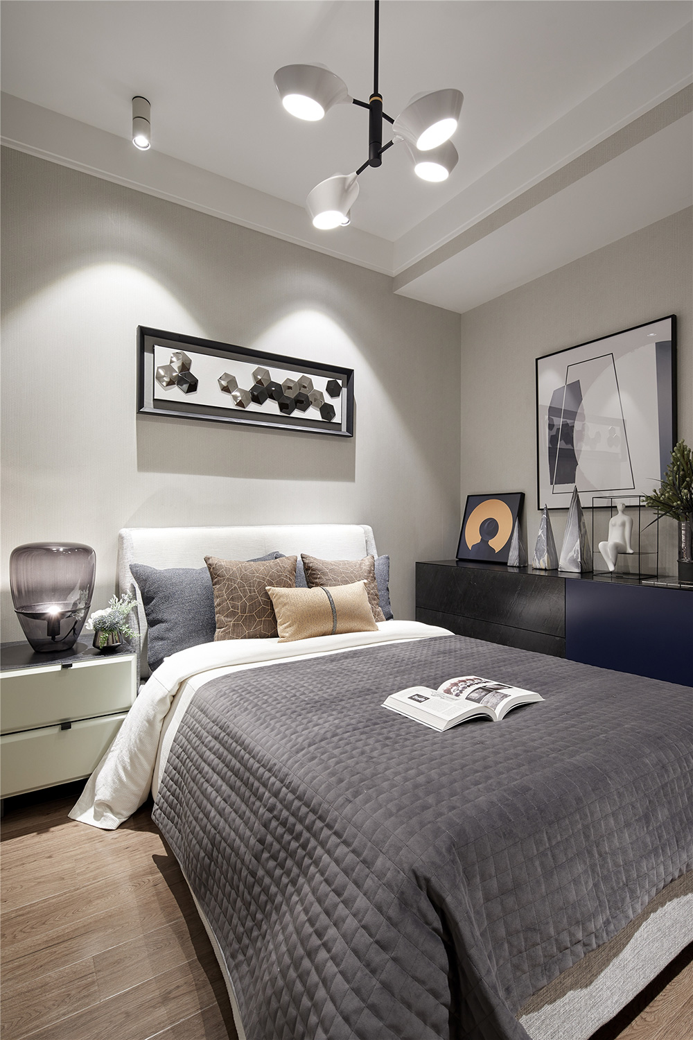 現代前衛風格室內裝修效果圖-恒大綠洲三居98平米-客臥 現代前衛風格室內裝修效果圖-恒大綠洲三居98平米-客臥