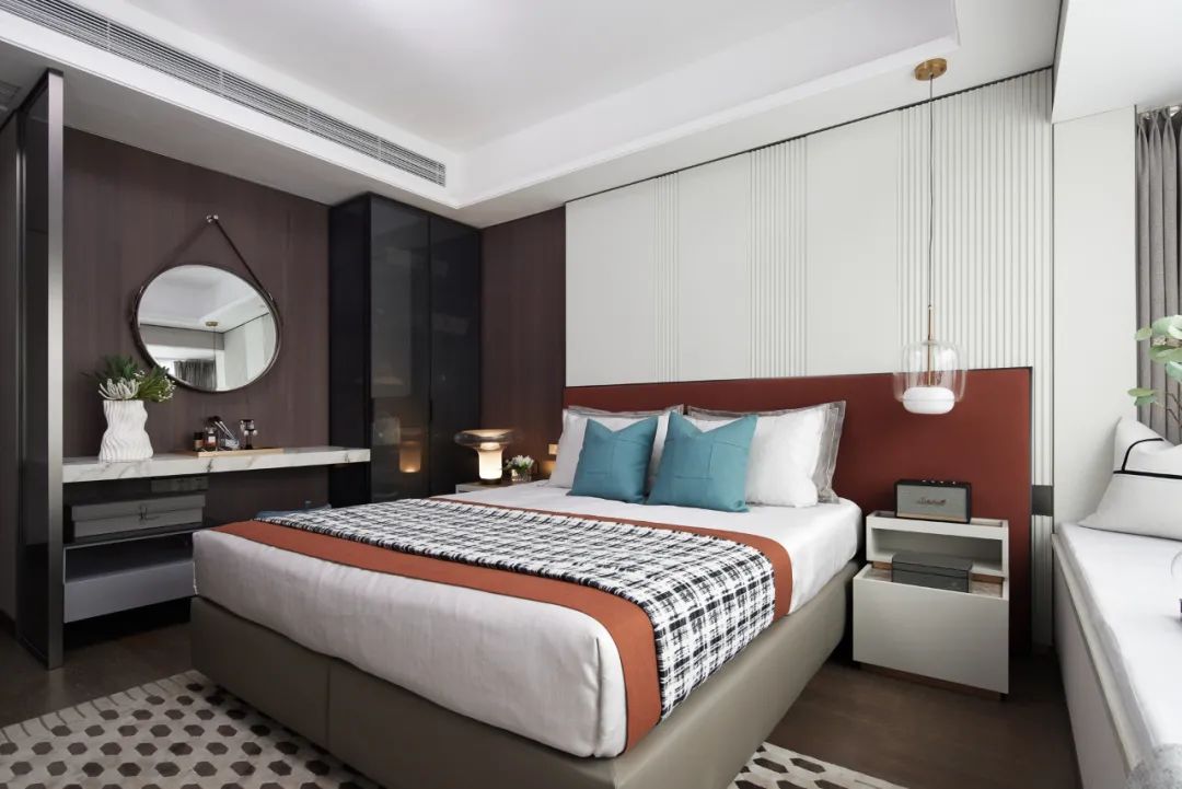 現(xiàn)代輕奢風格室內設計家裝案例-臥室 現(xiàn)代輕奢風格室內設計家裝案例-臥室