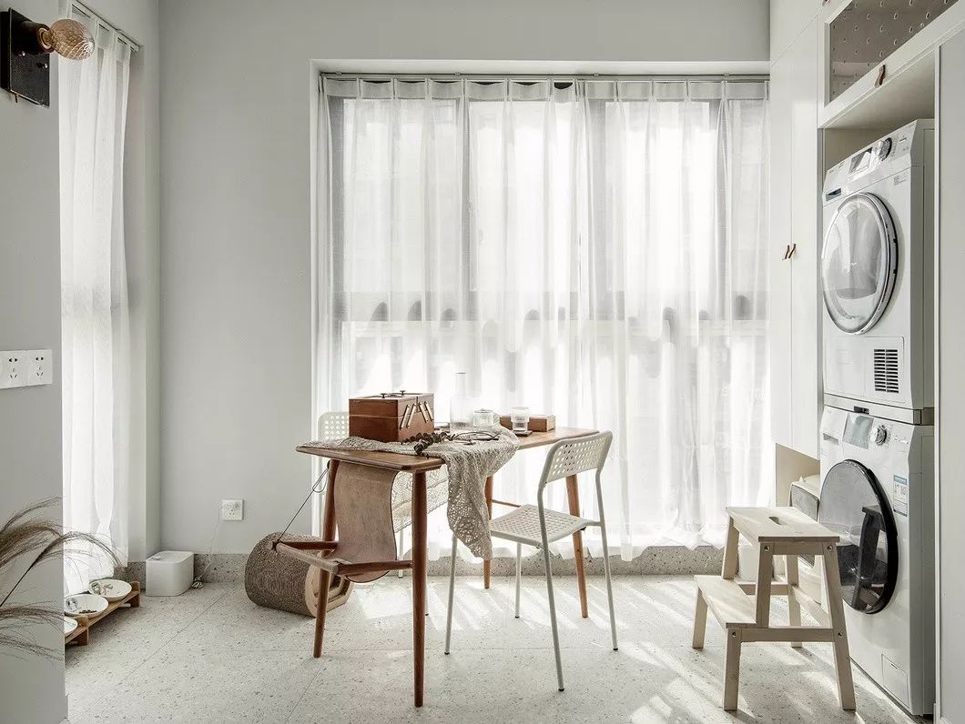 北歐簡約風格家裝設計室內裝修效果圖-陽臺 北歐簡約風格家裝設計室內裝修效果圖-陽臺