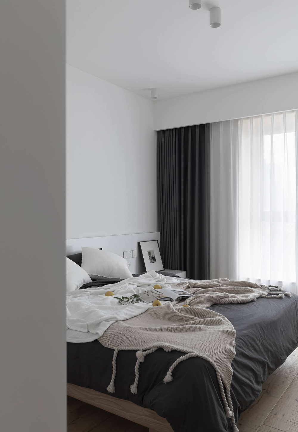 現(xiàn)代簡約風(fēng)格室內(nèi)家裝案例效果圖-臥室 現(xiàn)代簡約風(fēng)格室內(nèi)家裝案例效果圖-臥室