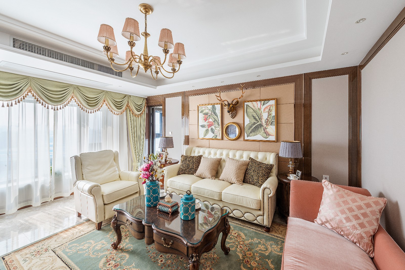 裝修公司奢華美式風(fēng)格室內(nèi)裝修效果圖-客廳 裝修公司奢華美式風(fēng)格室內(nèi)裝修效果圖-客廳