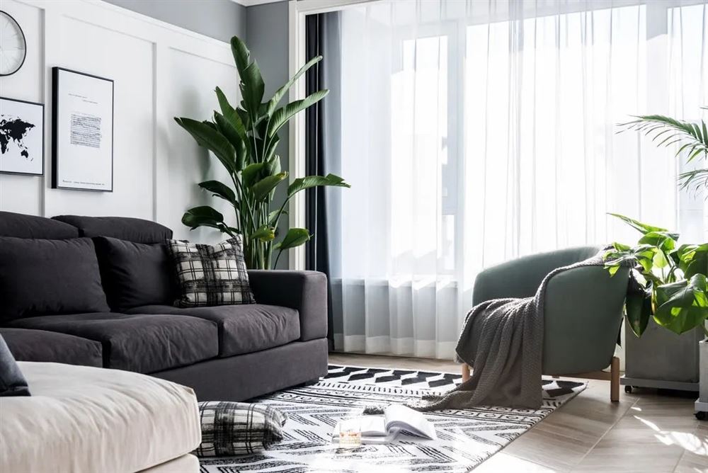 廣州市天譽半島花園北歐風格三居室裝修案例