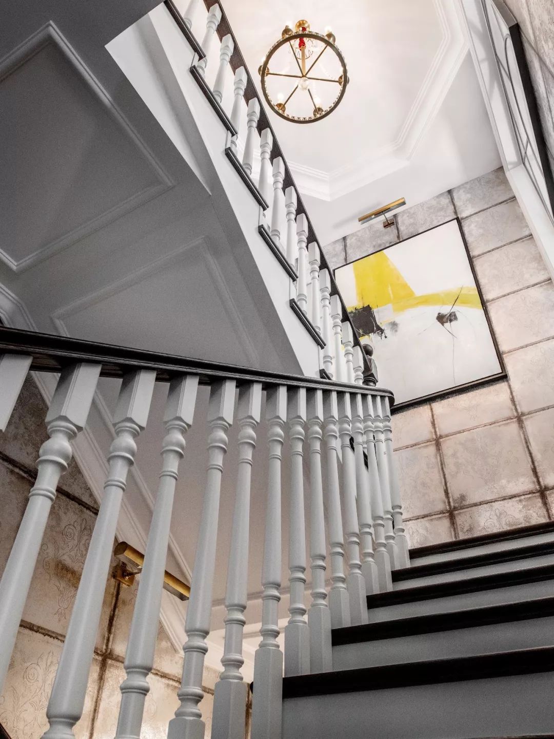 法式輕奢風格{家裝設計別墅裝修效果圖-樓梯 法式輕奢風格{家裝設計別墅裝修效果圖-樓梯