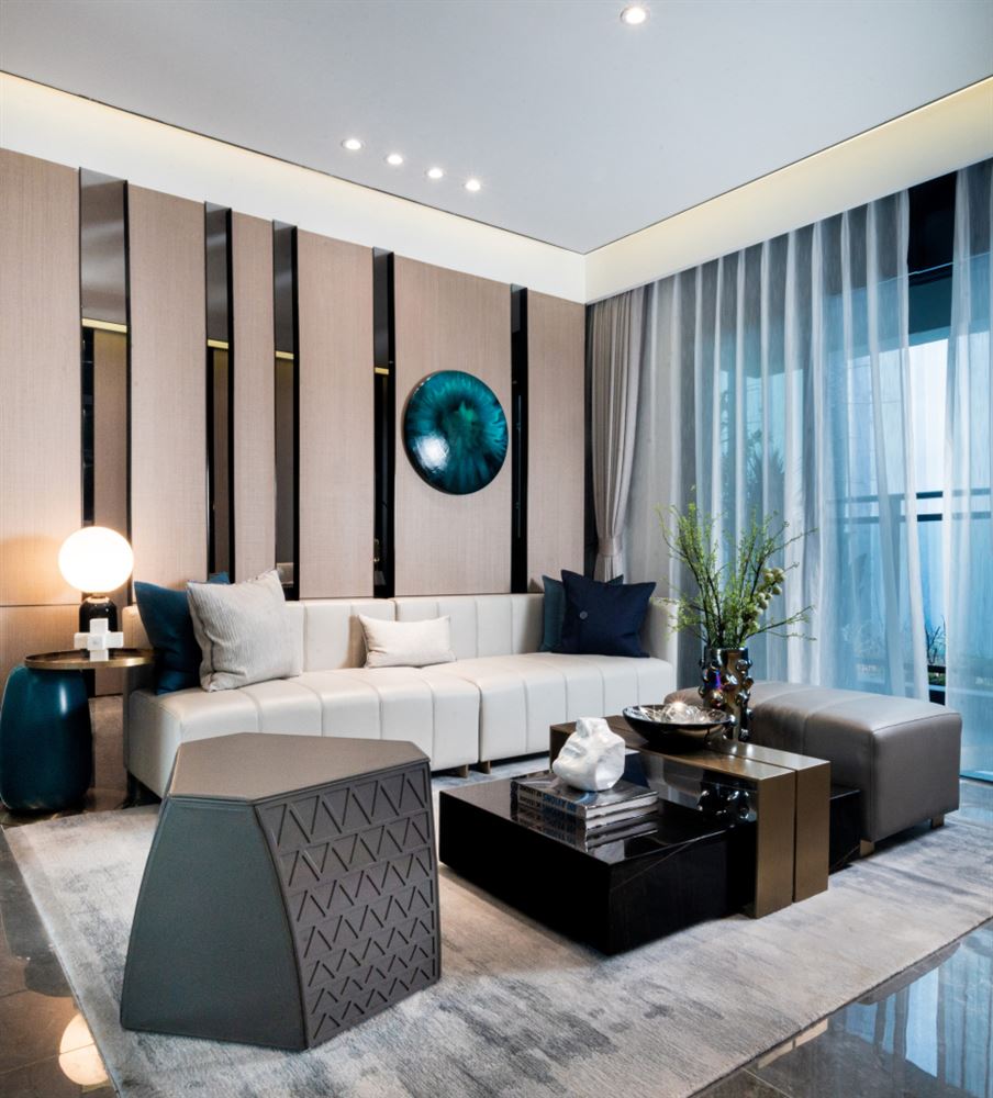 江門市新會駿景灣豪庭輕奢風(fēng)格三居室裝修案例