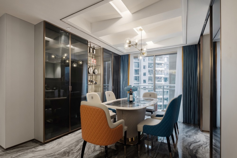 現代輕奢風格室內家裝案例效果圖-餐廳 現代輕奢風格室內家裝案例效果圖-餐廳